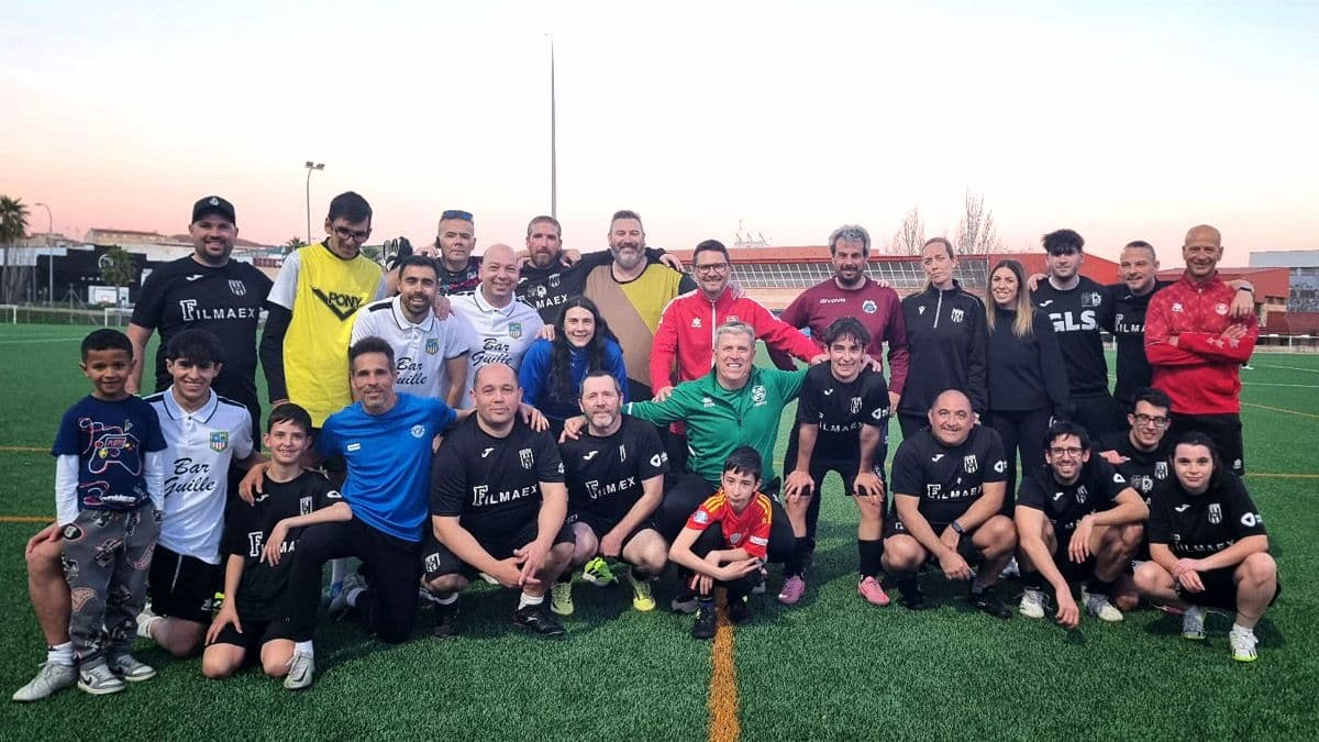 Arranca la fase de formación del programa inclusivo I + DXT 2026 de la Federación Extremeña de Fútbol